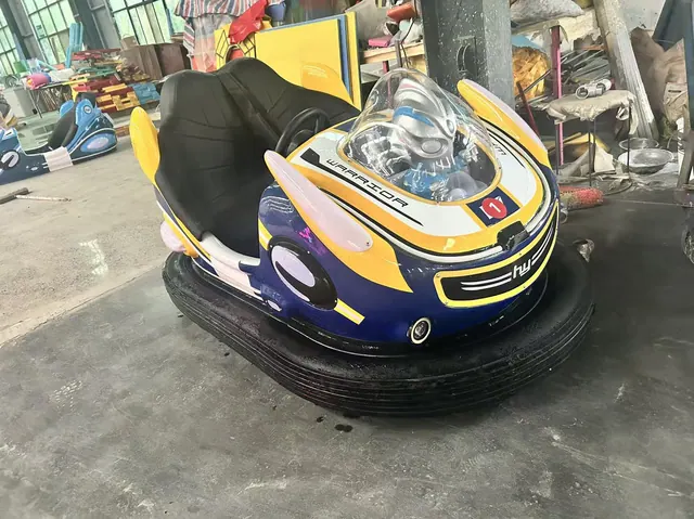 سيارة الوفير نوع 17 - الصورة 2 | JH Amusement