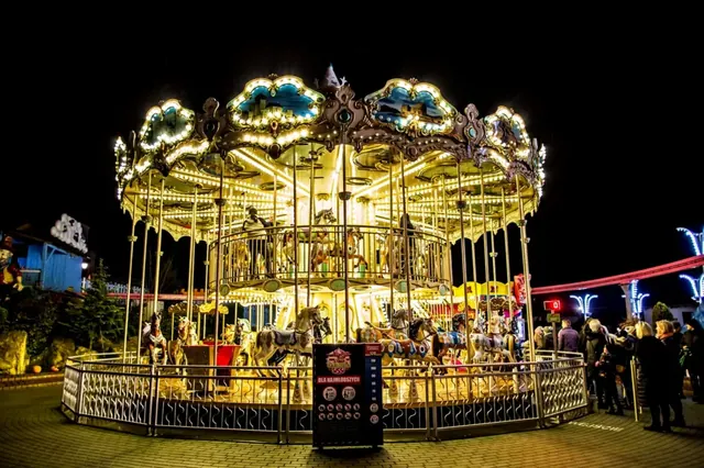 10 m 52-Seat Double-Deck Carousel - detail photo 3 | JH Amusement