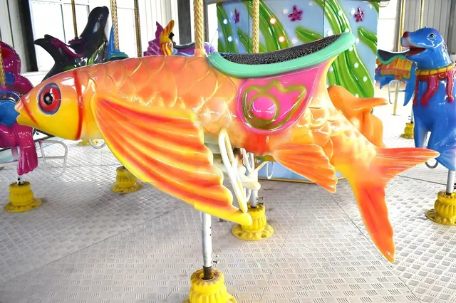 16-Seat Ocean Animal Carousel - detail photo 4 | JH Amusement