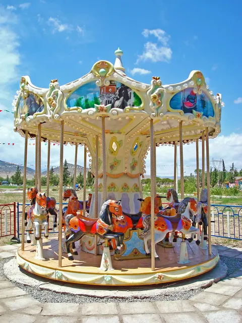 4 m Carousel - main product photo | JH Amusement