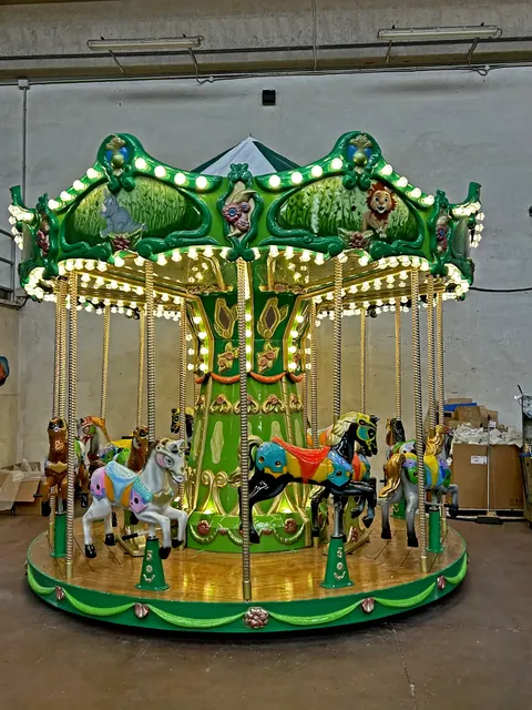 Carrusel de 4 m - foto de detalle 3 | JH Amusement