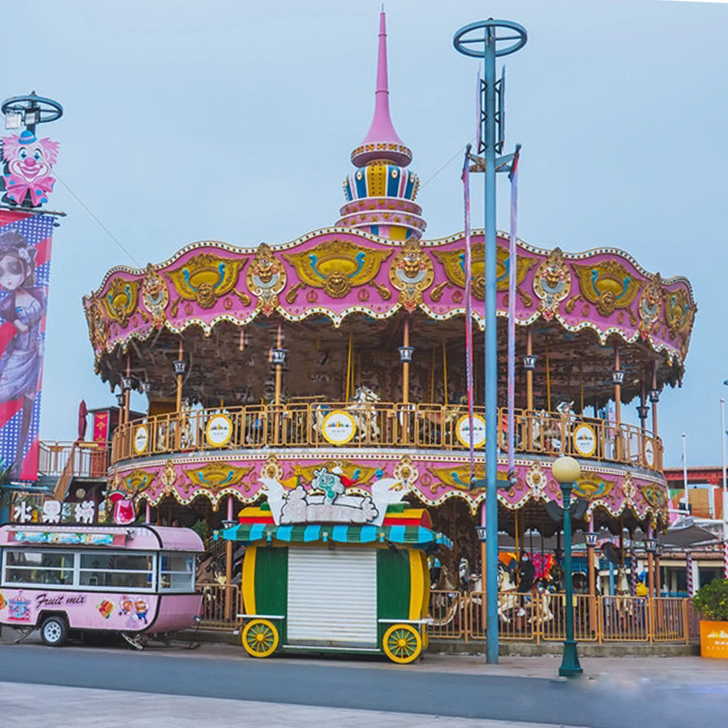Deluxe Carousel (Real Scene) - detail photo 1 | JH Amusement