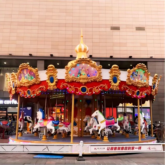 Carrousel Blanche Neige - photo détaillée 3 | JH Amusement