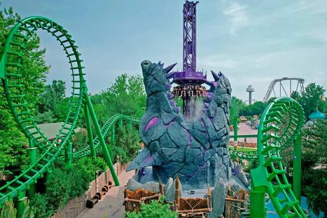 28 m Drop Tower - main product photo | JH Amusement