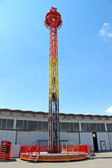 38 m High Drop Tower - main product photo | JH Amusement
