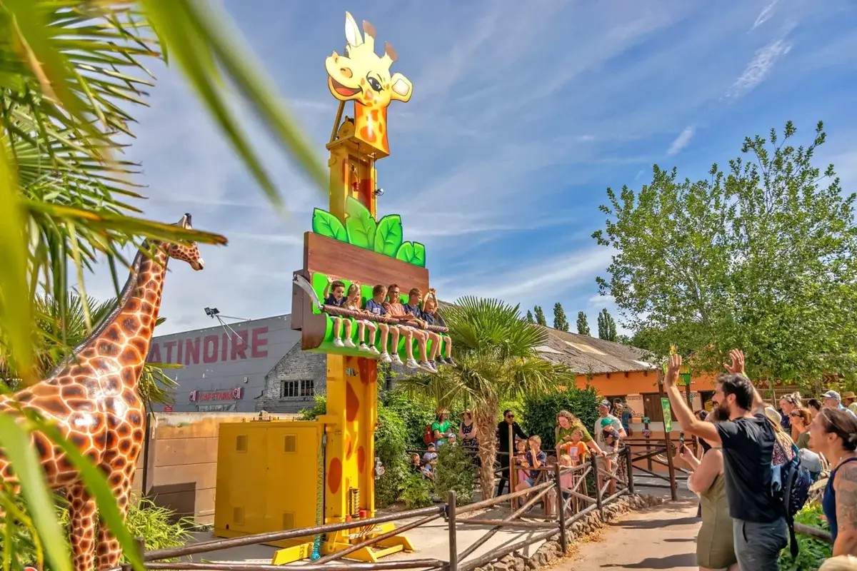 Happy Towers Drop Ride - detail photo 1 | JH Amusement