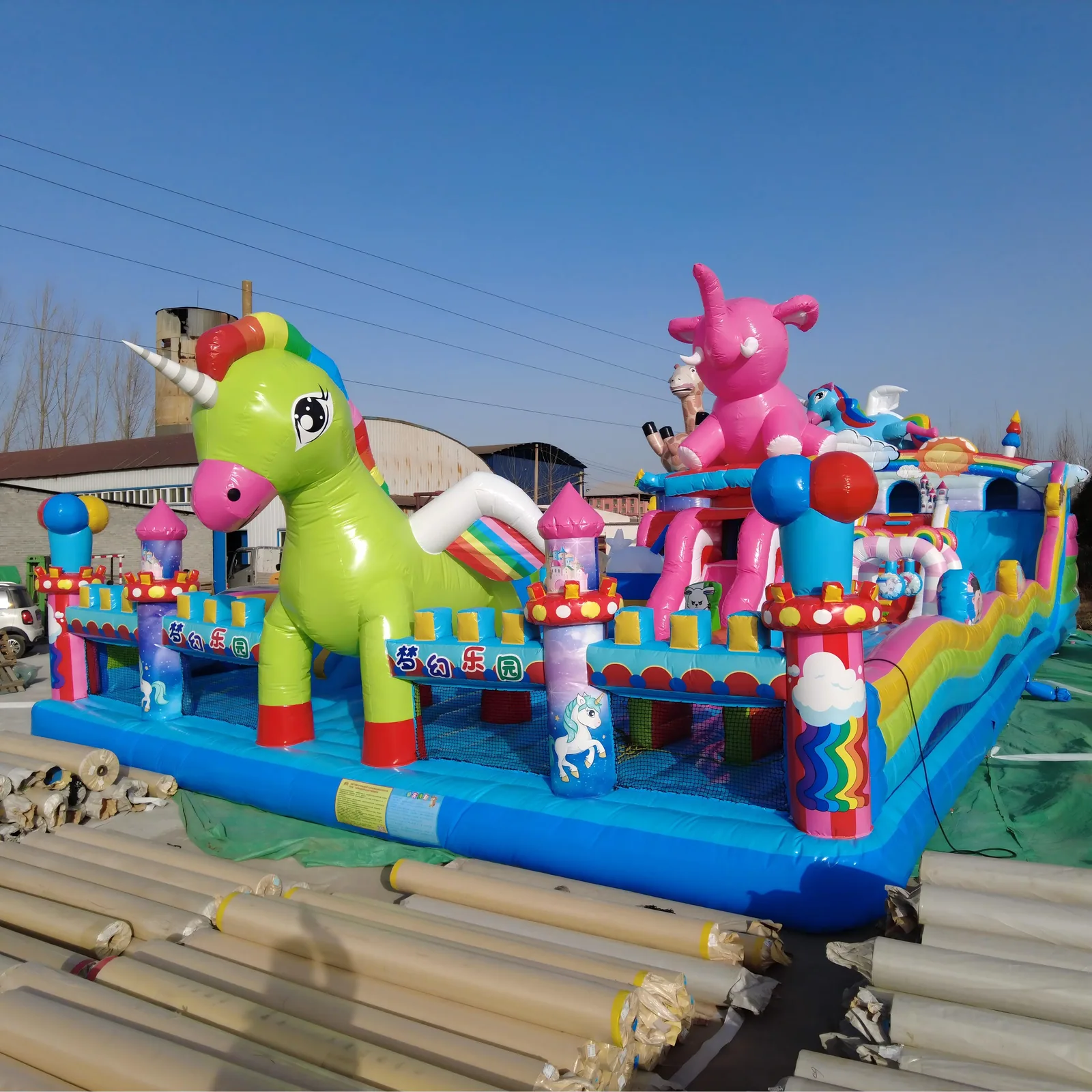 Fabricant de Châteaux et jeux gonflables JH Amusement