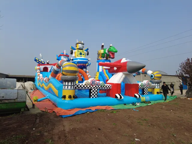 Надувная лодка Mecha Warrior площадью 200 кв.м. - подробное фото 1 | JH Amusement
