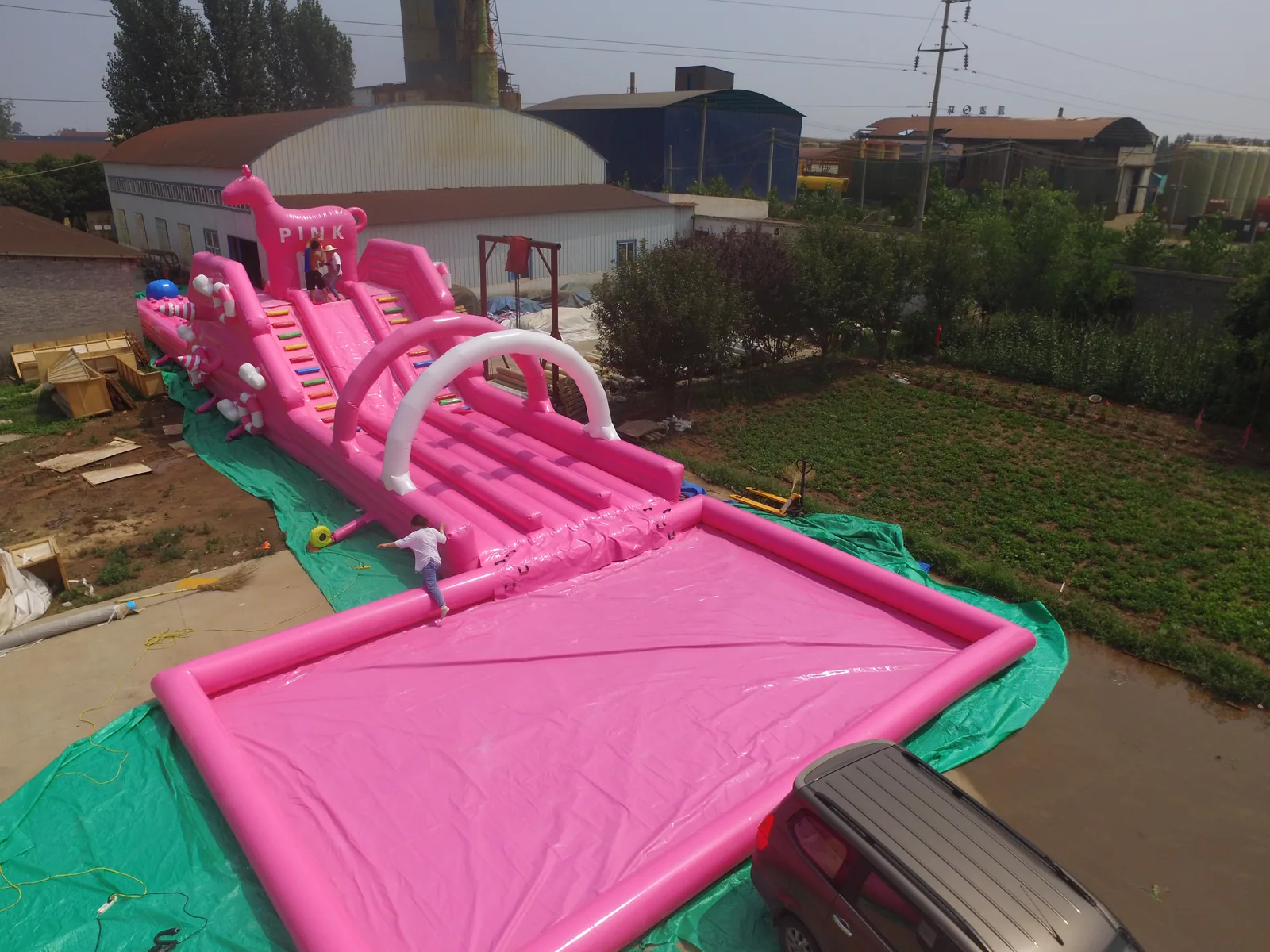 Надувная розовая водная горка 5х30 м - основное фото товара | JH Amusement