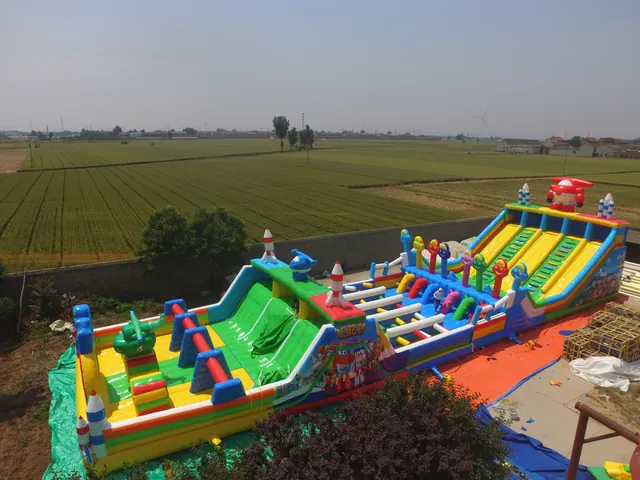 ملعب حواجز سوبر وينجز 8 × 30 م - الصورة التفصيلية 2 | JH Amusement