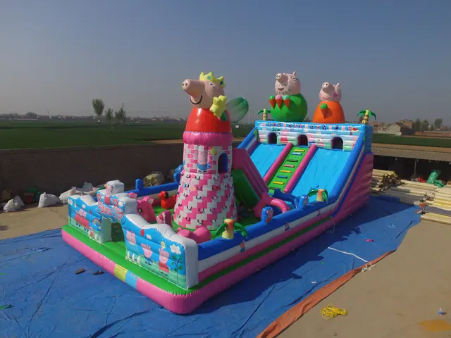 Piggy gonflable extérieur de 98 m² - photo détaillée 3 | JH Amusement