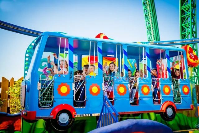 الحافلة الطائرة - الصورة التفصيلية 5 | JH Amusement