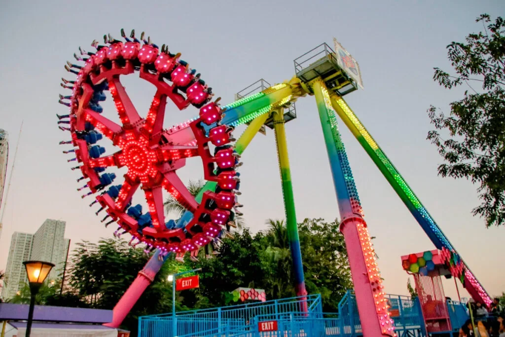 ركوب الفريسبي البندول العملاق - الصورة التفصيلية 1 | JH Amusement