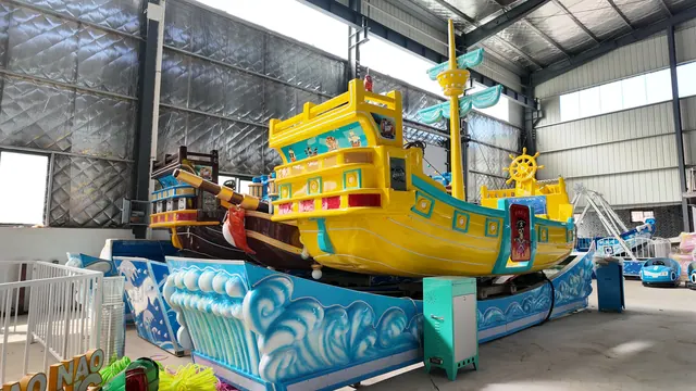 Bateau pirate élégant - photo principale du produit | JH Amusement
