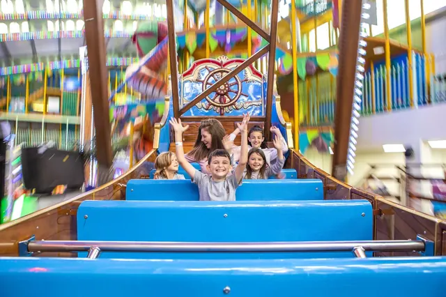 Bateau pirate moyen T0802 - photo détaillée 3 | JH Amusement