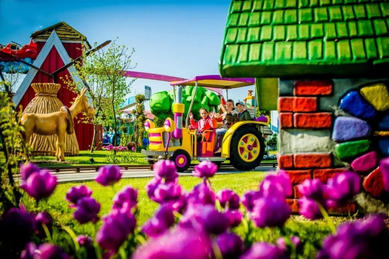 Movable Cars Track Ride - detail photo 1 | JH Amusement