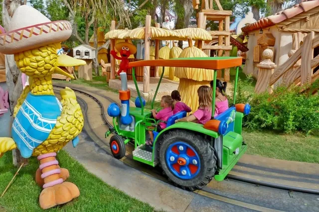 Movable Cars Track Ride - detail photo 2 | JH Amusement
