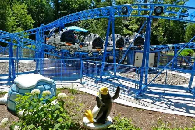 Вращающиеся горки с 3 петлями - подробное фото 1 | JH Amusement