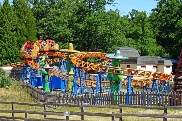 Вращающиеся горки с 3 петлями - подробное фото 5 | JH Amusement