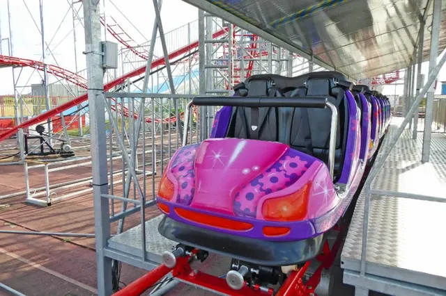 Montaña rusa Cyclon - foto de detalle 2 | JH Amusement