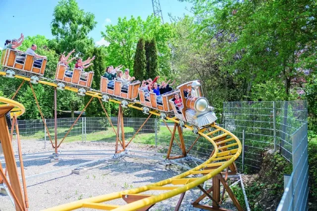 Sous-verre double étendu - photo détaillée 2 | JH Amusement