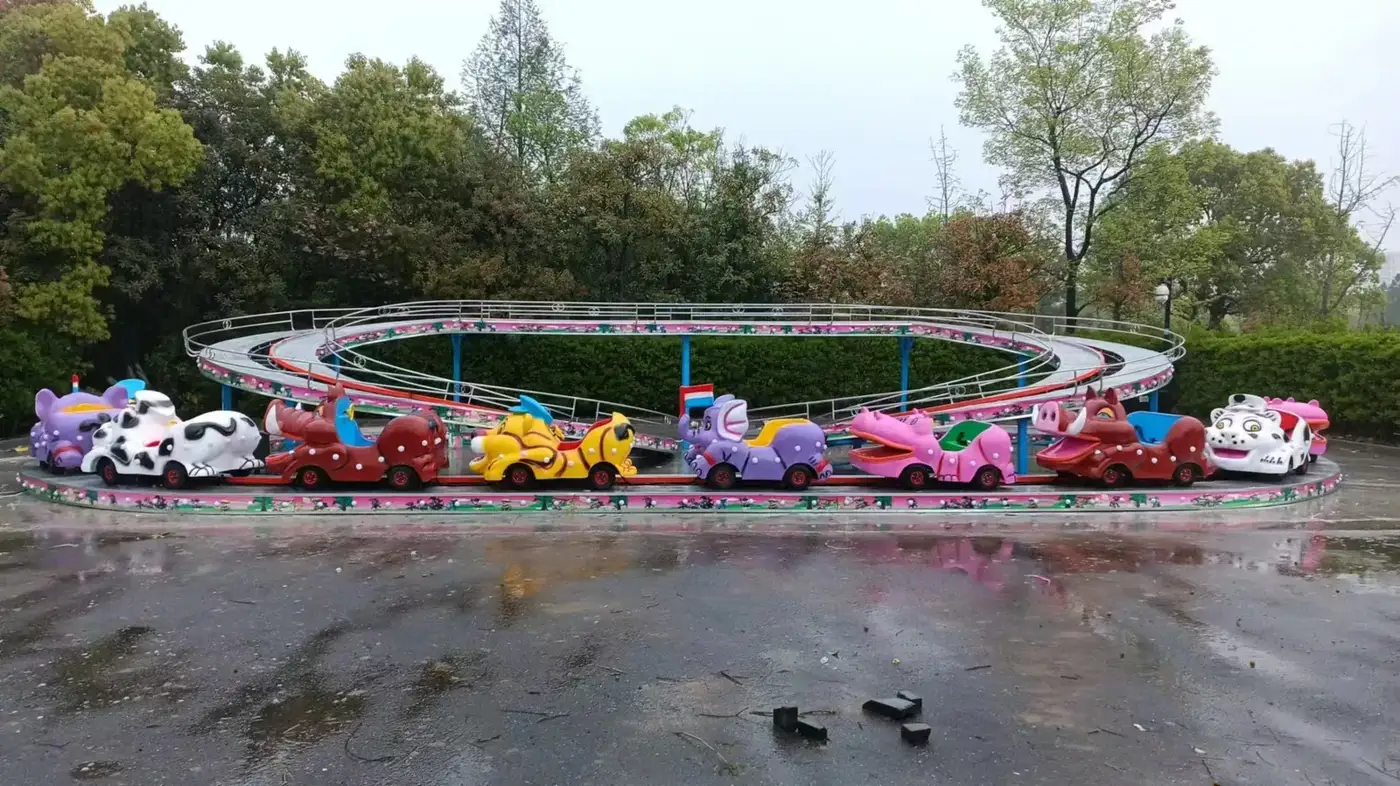 Mini Shuttle Coaster - detail photo 1 | JH Amusement