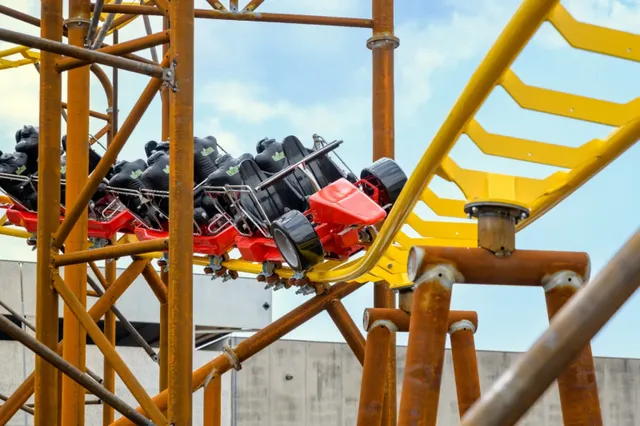 Ultra Family Coaster - detail photo 7 | JH Amusement