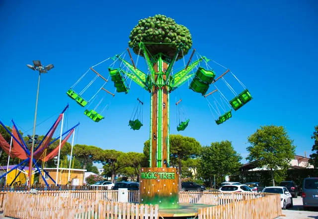 Torre columpio de 9 m - foto de detalle 2 | JH Amusement