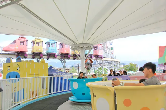 Atracción tazas de 7,6 m - foto de detalle 4 | JH Amusement