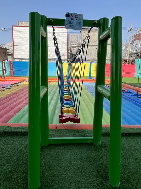 Jeu de pont suspendu - photo détaillée 2 | JH Amusement