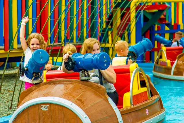 Buccaneer's Creek Water Play - detail photo 1 | JH Amusement