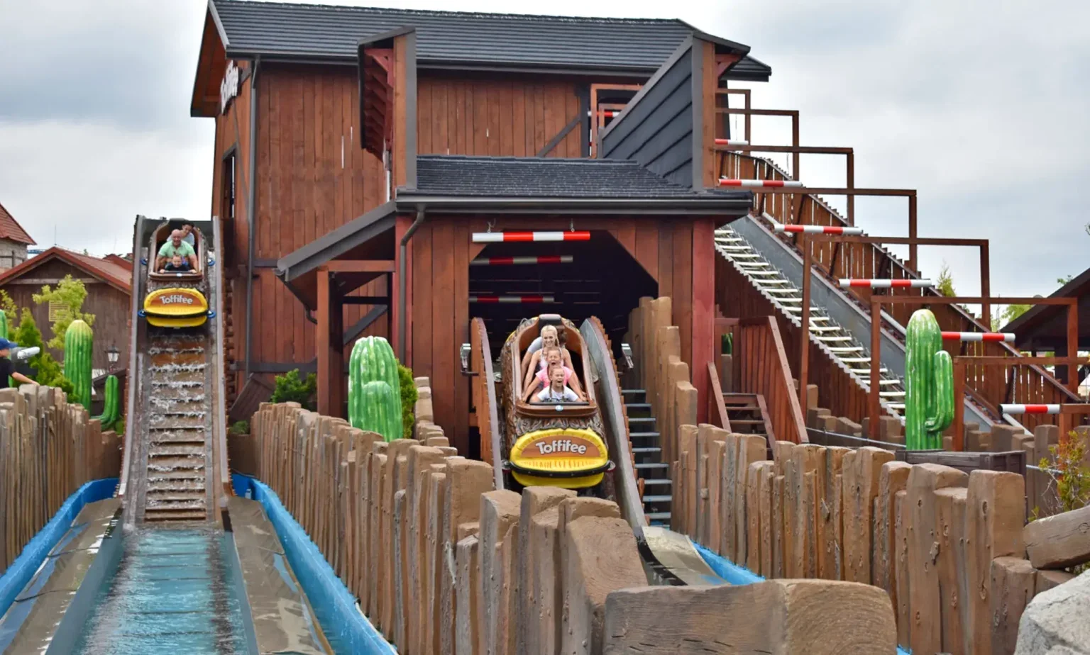 Flume Ride - main product photo | JH Amusement