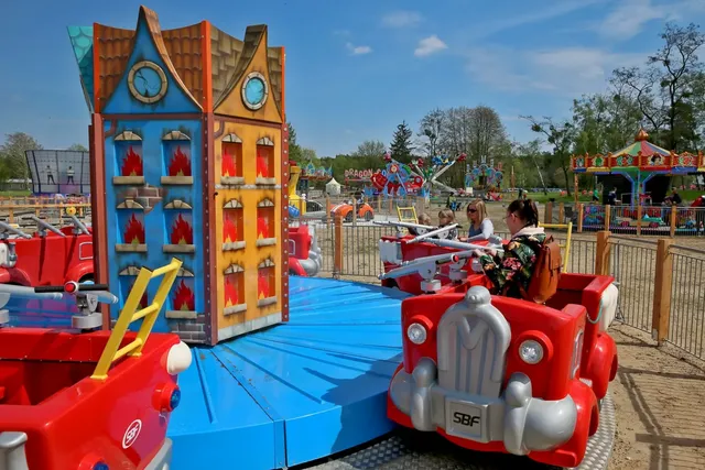 Juegos de acción acuática - foto de detalle 2 | JH Amusement
